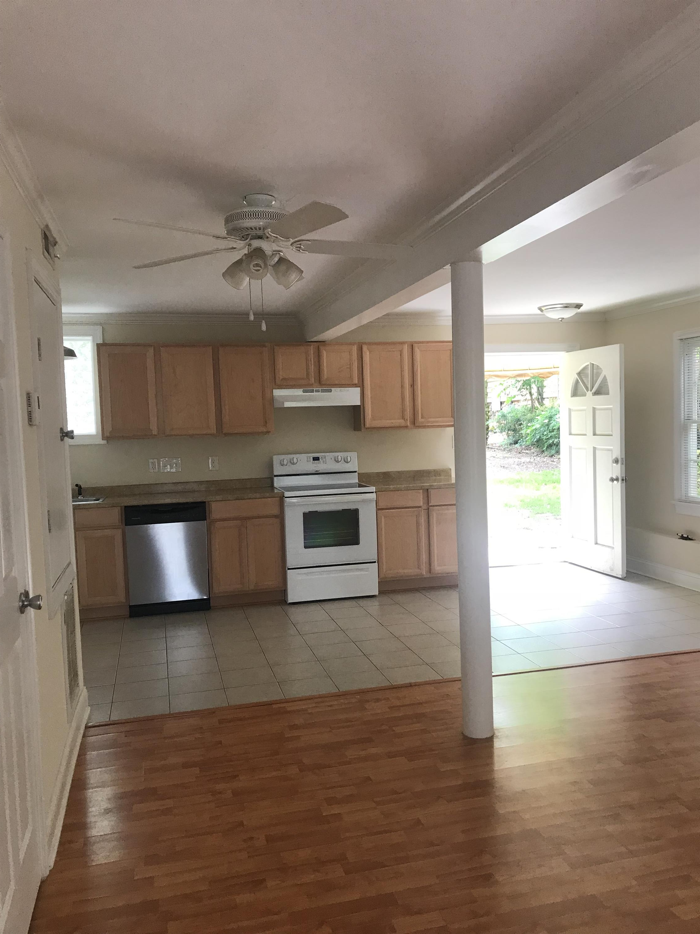 1529  Thomas ave - C