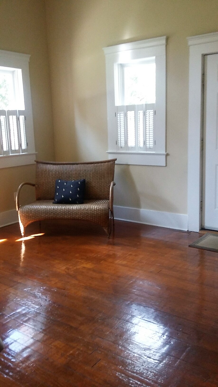 135 E Wilson Ave - Unit B